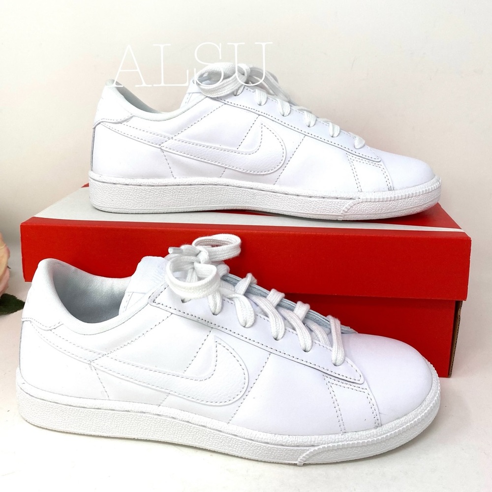 🎄 SANTA’S DEAL 🎄 Nike Tennis Classic Leather White Women's AUTHENTIC Size 9.5 - Picture 6 of 8
